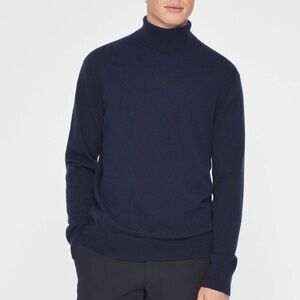 NWT Men’s Navy Club Monaco 100% Merino Long Sleeve Turtleneck Sweater SZ XL